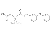 <em>氯</em>菊酯